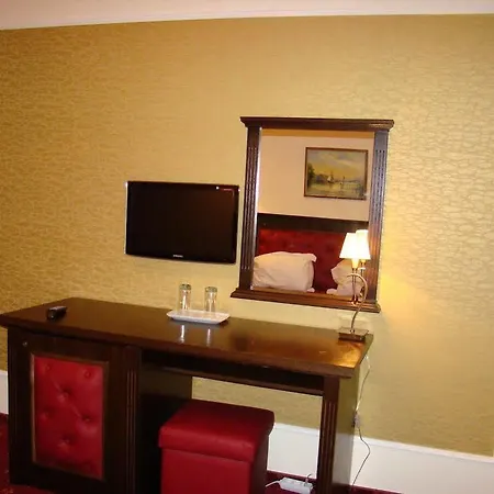 Golden Palace