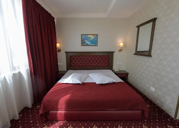Golden Palace Hotel 4*