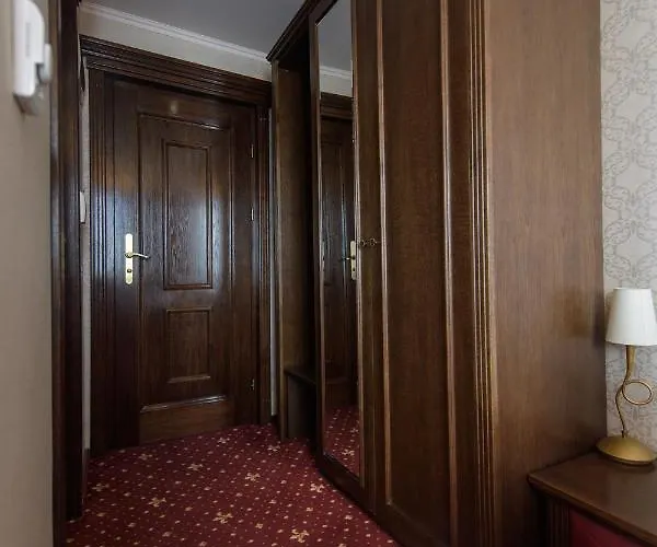 Golden Palace Mamaia